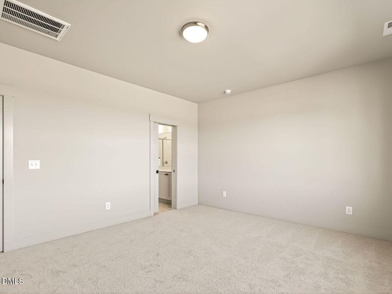 021-1280x960-primary-br