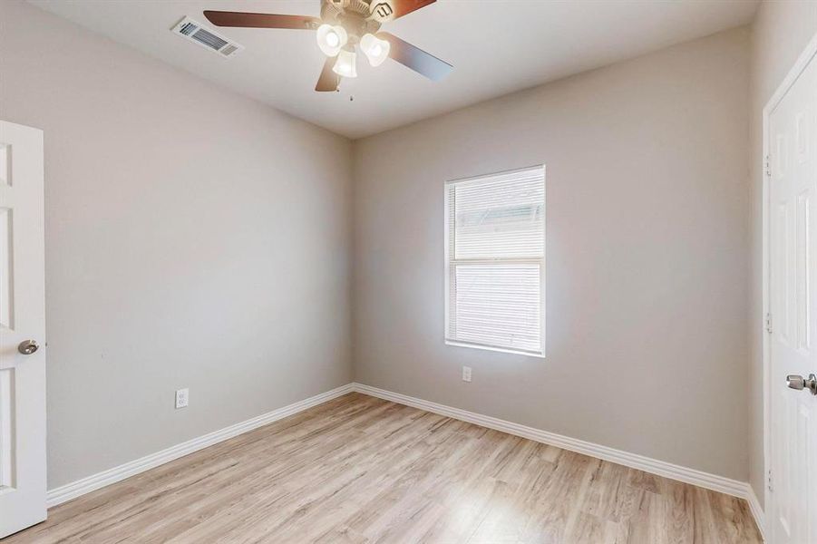 Spacious, unfurnished interior of a new home in , Dallas (Image 22).