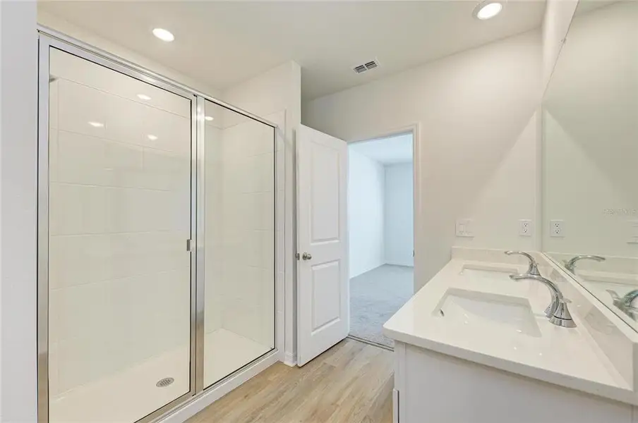 Furnished interior view inside a new home in Magnolia Bay - Classic Series, Nokomis (Image 5).