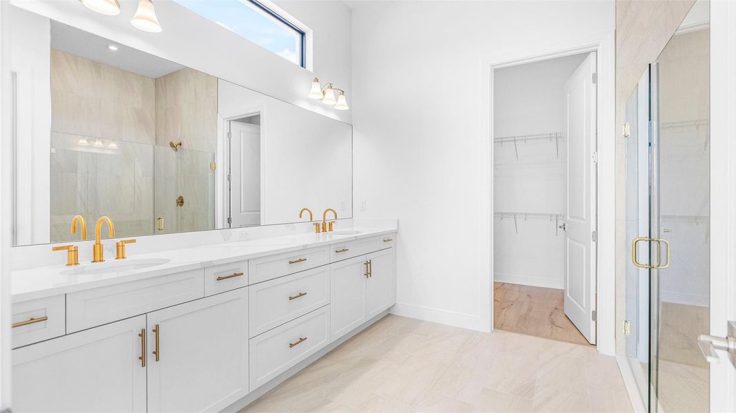 Owner's Bath