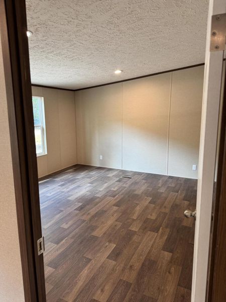 Spacious, unfurnished interior of a new home in , Ravenel (Image 24).