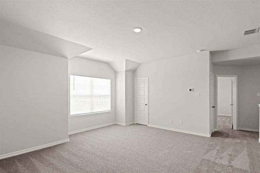 Spacious, unfurnished interior of a new home in Burgess Meadows, Cleburne (Image 10). Spacious, unfurnished interior of a new home in Burgess Meadows, Cleburne (Image 10).