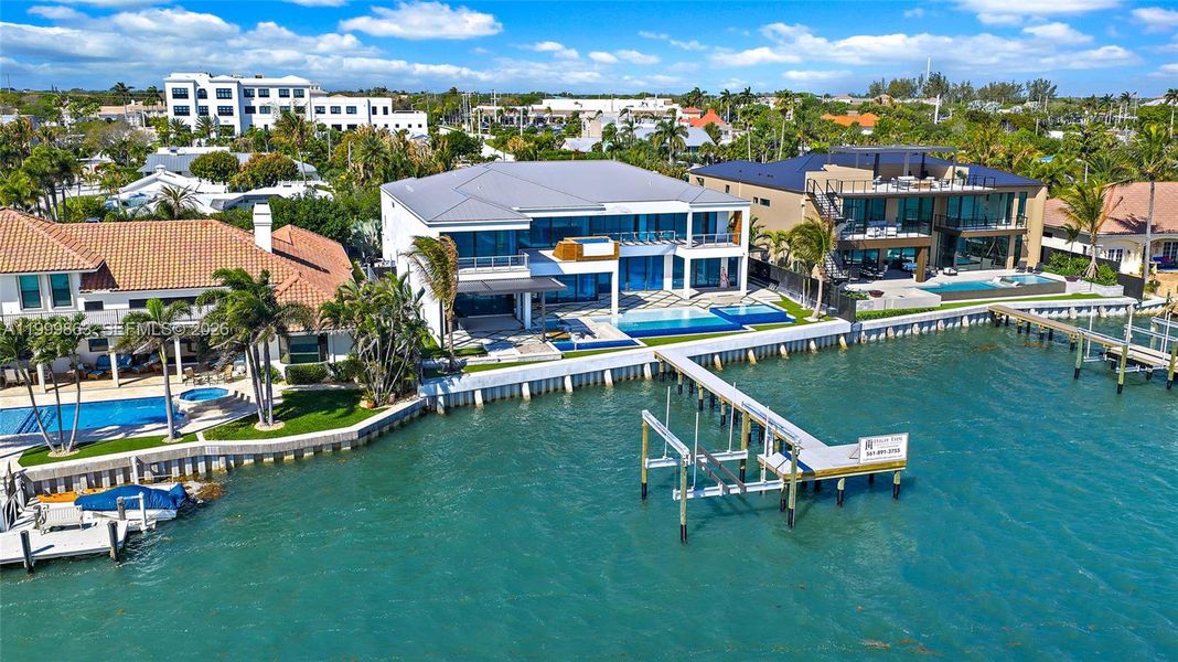 Image 6 of a home in .