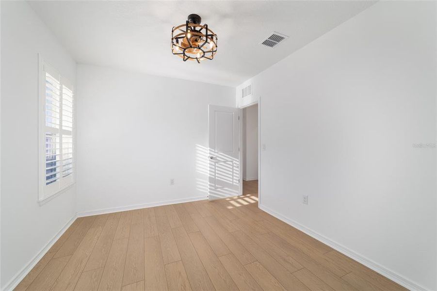 Spacious, unfurnished interior of a new home in , Ocala (Image 37).