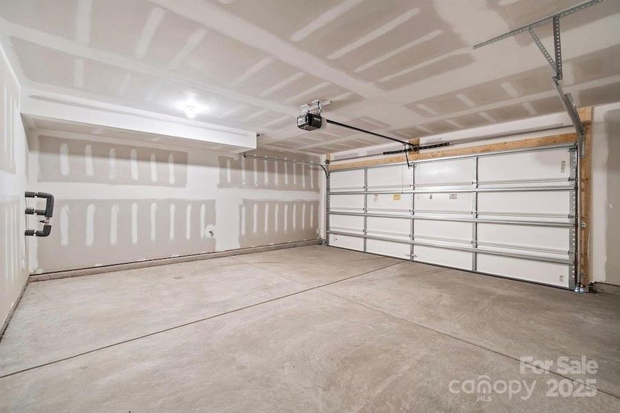 Image 26 of a home in .