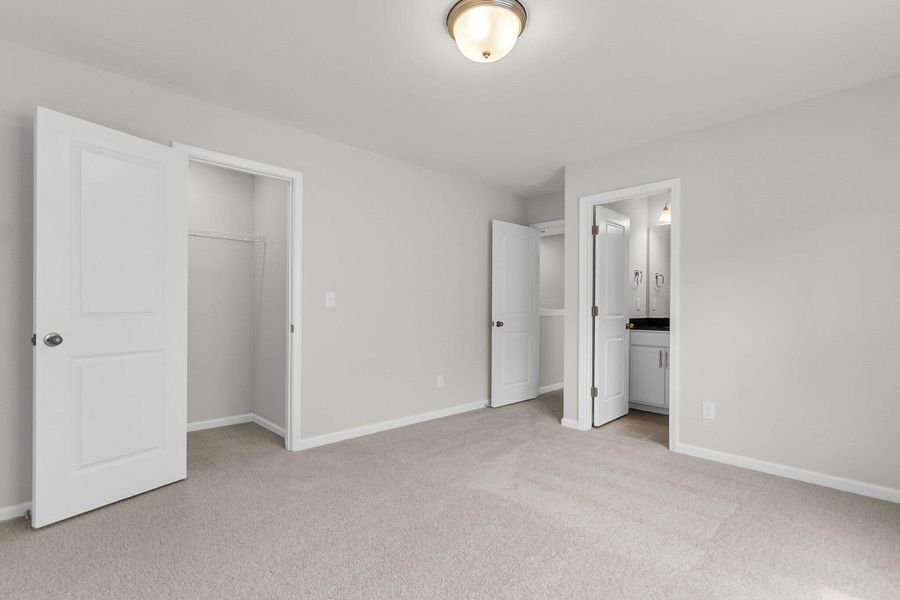 Spacious, unfurnished interior of a new home in Abbey Walk, Moncks Corner (Image 15).