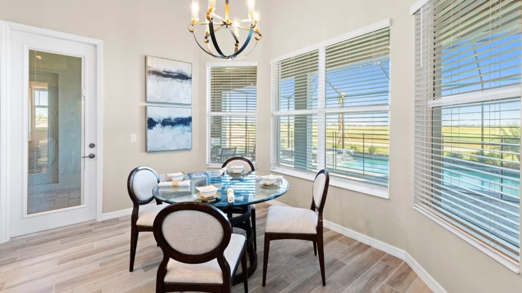 Bougainville II Breakfast Nook