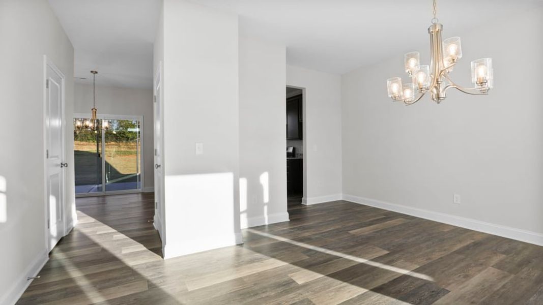 Spacious, unfurnished interior of a new home in Edgewood Estates, Greenville (Image 16).