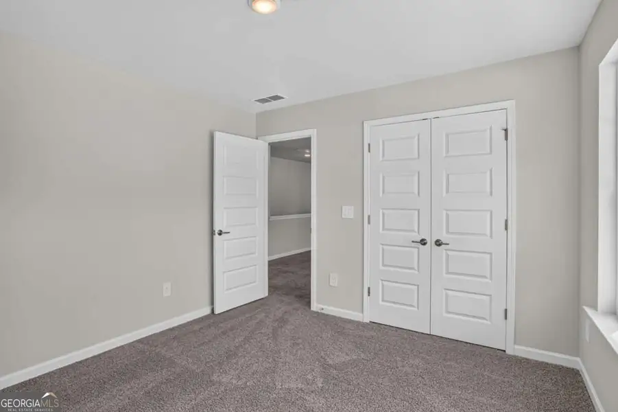 Spacious, unfurnished interior of a new home in Austin Ridge, Commerce (Image 31).