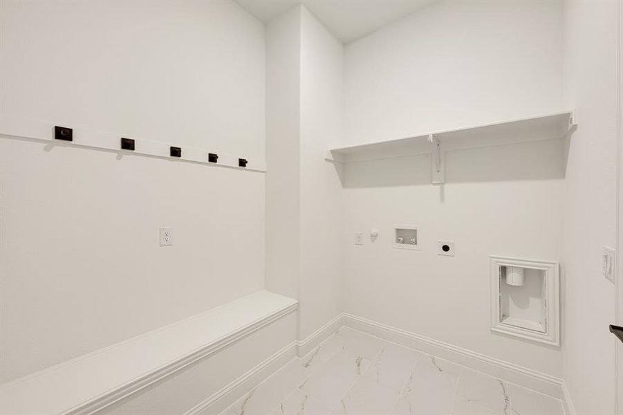 Spacious, unfurnished interior of a new home in Union Park Classic 55, Little Elm (Image 17).