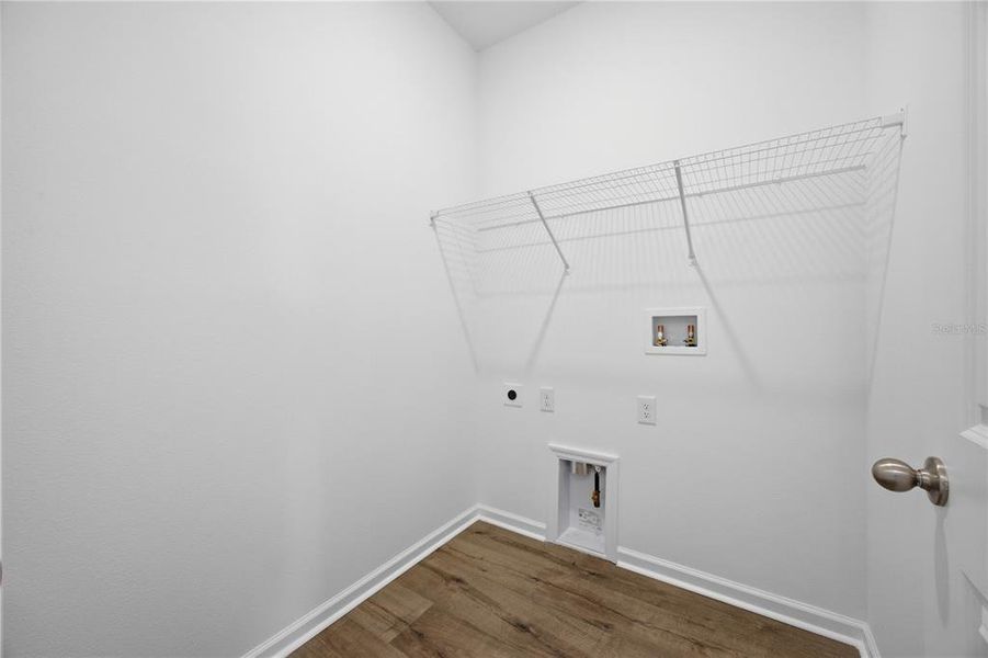 Spacious, unfurnished interior of a new home in , Okahumpka (Image 13). Spacious, unfurnished interior of a new home in , Okahumpka (Image 13).