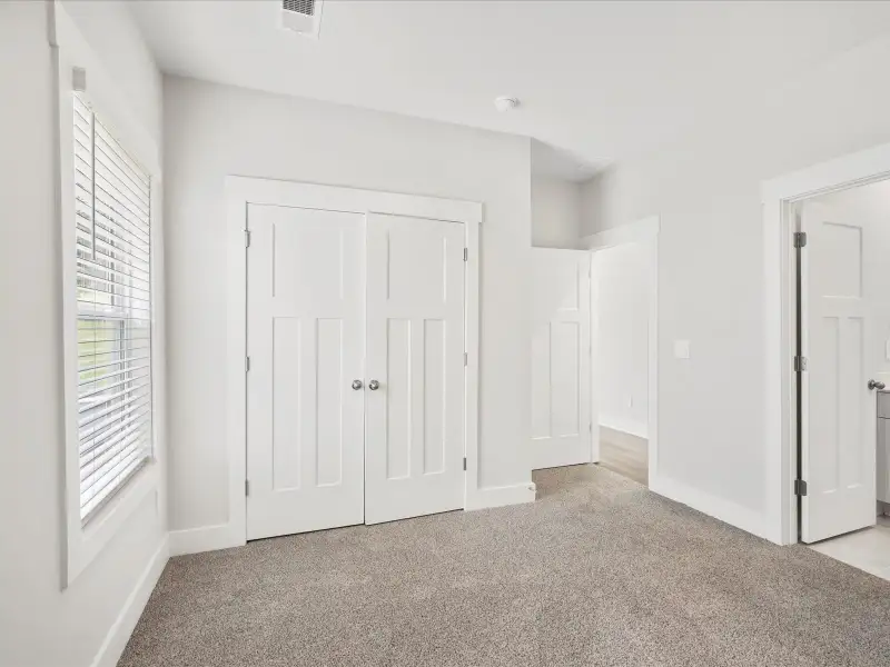 Spacious, unfurnished interior of a new home in Cedar Shoals - Signature Collection, Piedmont (Image 15).