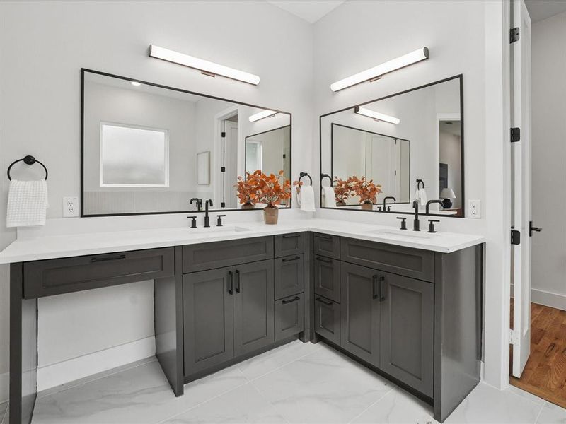 Furnished interior view inside a new home in , Dallas (Image 18).