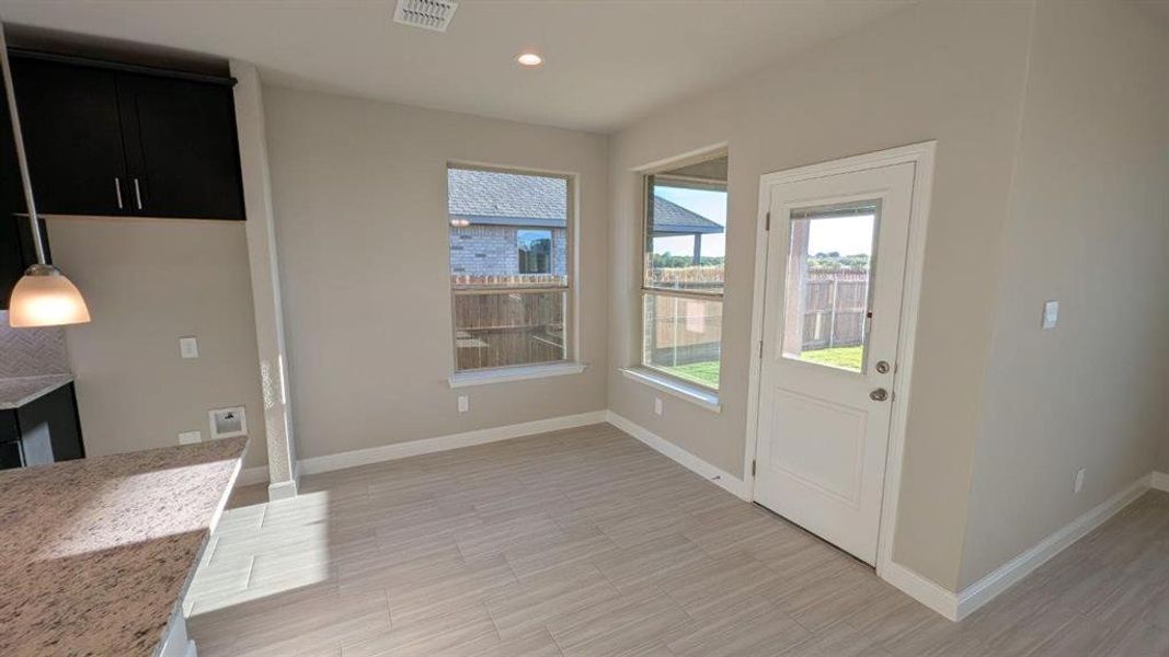Spacious, unfurnished interior of a new home in Bella Vista, Granbury (Image 10). Spacious, unfurnished interior of a new home in Bella Vista, Granbury (Image 10).