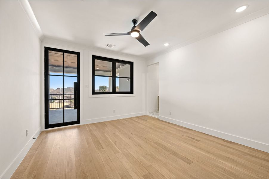 Spacious, unfurnished interior of a new home in Montclair, Prosper (Image 45). Spacious, unfurnished interior of a new home in Montclair, Prosper (Image 45).