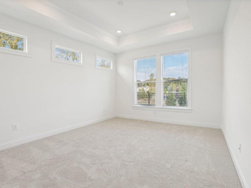Spacious, unfurnished interior of a new home in , Holly Springs (Image 49).