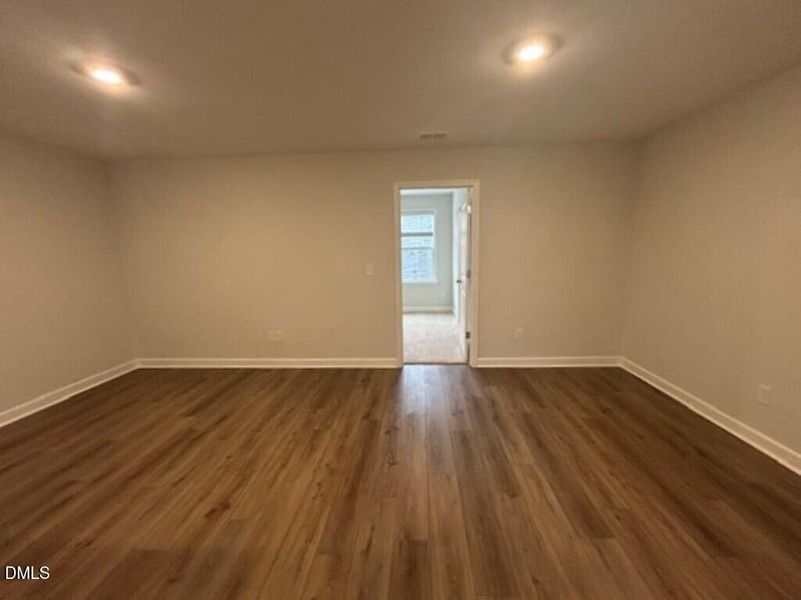 IMG_5049 (Medium) IMG_5049 (Medium)