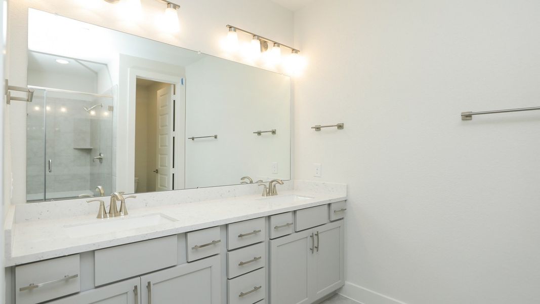 Furnished interior view inside a new home in Independence Heights, Houston (Image 22).