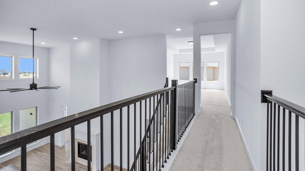 Spacious, unfurnished interior of a new home in Everly, Tomball (Image 10).