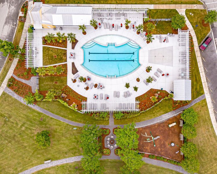 Community amenities in Sweetgrass at Summers Corner, Summerville (Image 65).