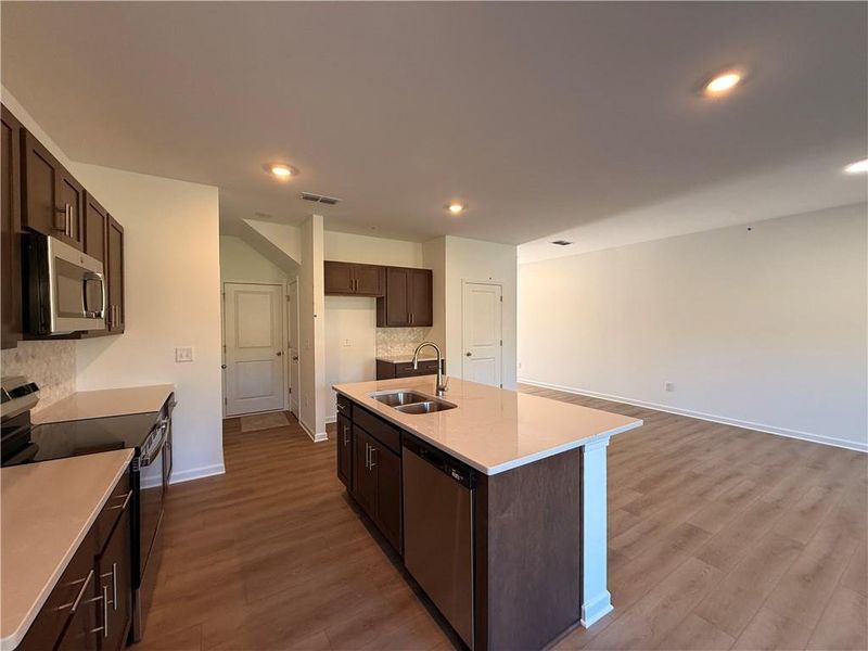 Furnished interior view inside a new home in Leydenview, Mableton (Image 6). Furnished interior view inside a new home in Leydenview, Mableton (Image 6).