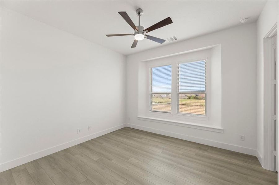 Spacious, unfurnished interior of a new home in Cambridge Estates, Prosper (Image 13).