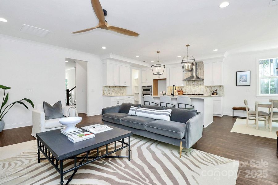 Furnished interior view inside a new home in Harbor Oaks, Denver (Image 26).