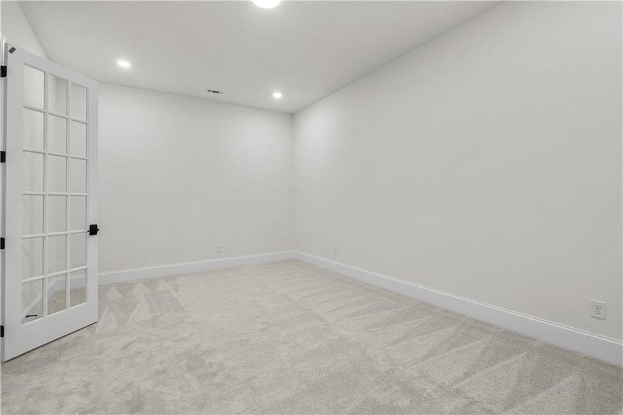 Spacious, unfurnished interior of a new home in Promenade at Sawnee Village, Cumming (Image 19).