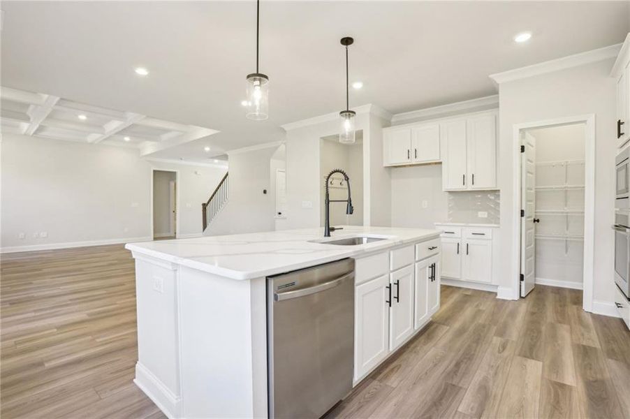 Furnished interior view inside a new home in Ponderosa Farms Manor, Gainesville (Image 8).