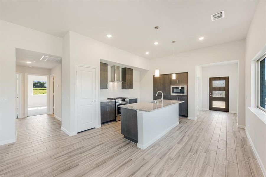 Furnished interior view inside a new home in Bear Creek Elements, Lavon (Image 17).