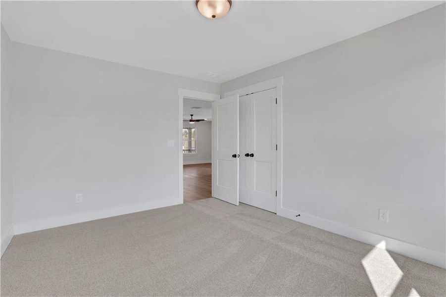 Spacious, unfurnished interior of a new home in Twin Lakes, Hoschton (Image 44).