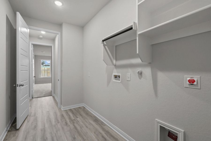 5br New Home in Cibolo, TX.  - Slide 28