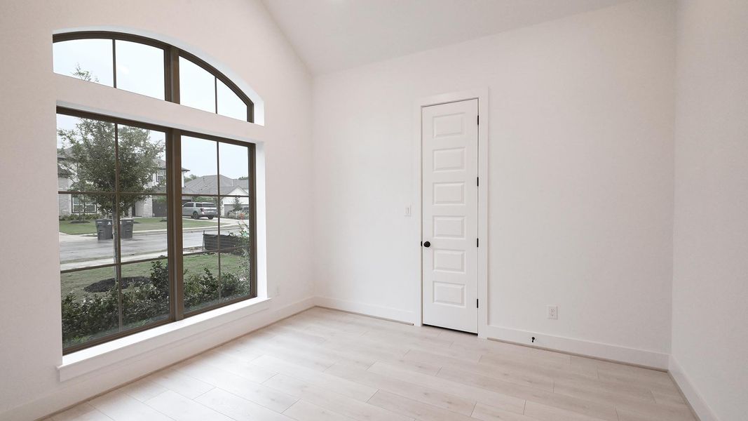 Spacious, unfurnished interior of a new home in 6 Creeks, Kyle (Image 16). Spacious, unfurnished interior of a new home in 6 Creeks, Kyle (Image 16).