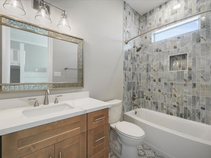 Furnished interior view inside a new home in , Freeport (Image 3).