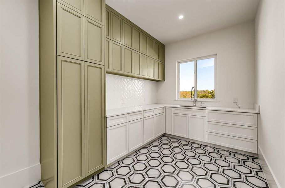 Spacious, unfurnished interior of a new home in , Gunter (Image 36). Spacious, unfurnished interior of a new home in , Gunter (Image 36).