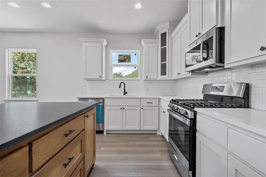 Furnished interior view inside a new home in , Waco (Image 3).