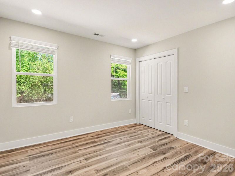Spacious, unfurnished interior of a new home in , Gastonia (Image 18).