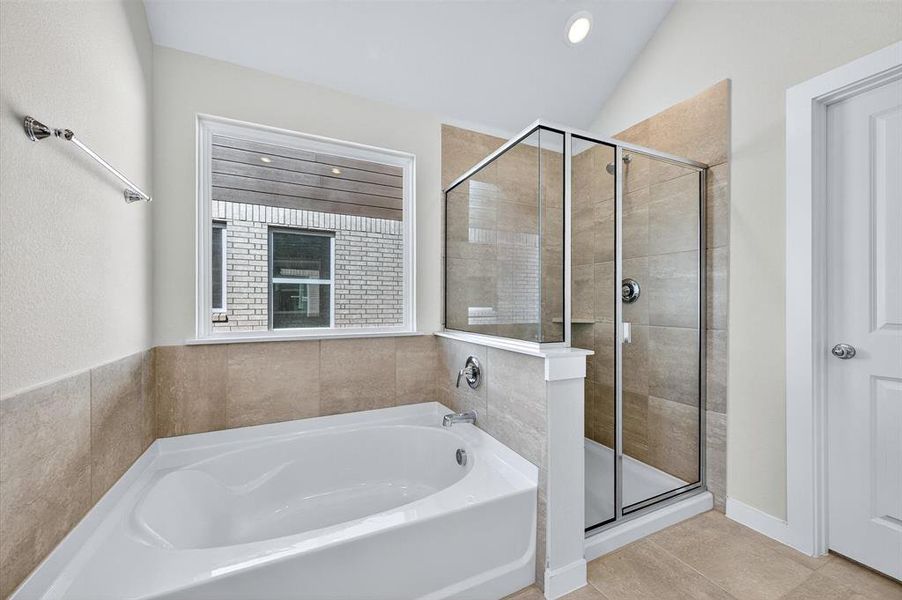 Furnished interior view inside a new home in Hickory Hill, Sherman (Image 9).