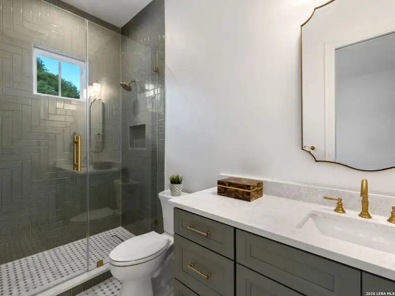 Furnished interior view inside a new home in , Alamo Heights (Image 15).