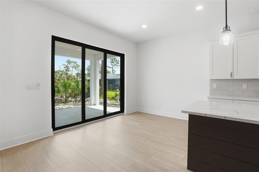 Spacious, unfurnished interior of a new home in , Port Charlotte (Image 13).