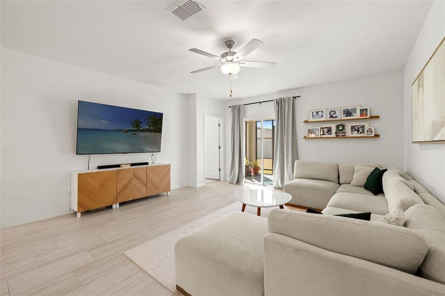Furnished interior view inside a new home in Connerton, Land O' Lakes (Image 25).