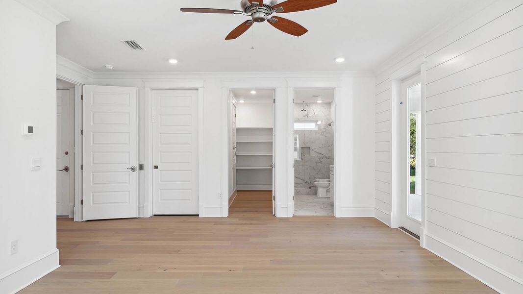 Representative unfurnished interior of a home built from the Cayman by D.R. Horton in Parkside, Santa Rosa Beach (Image 24).