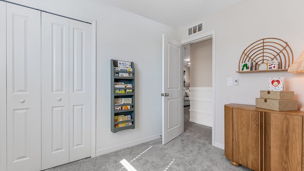 Florida CORE L004 Edison Bed4 2of2 F2 Base6 8 4 25