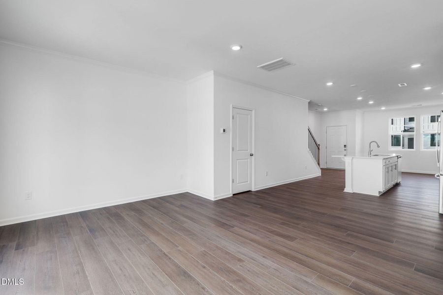 SUN_ElmGrove_Pic_Jackson_QMI_17_Great_3o