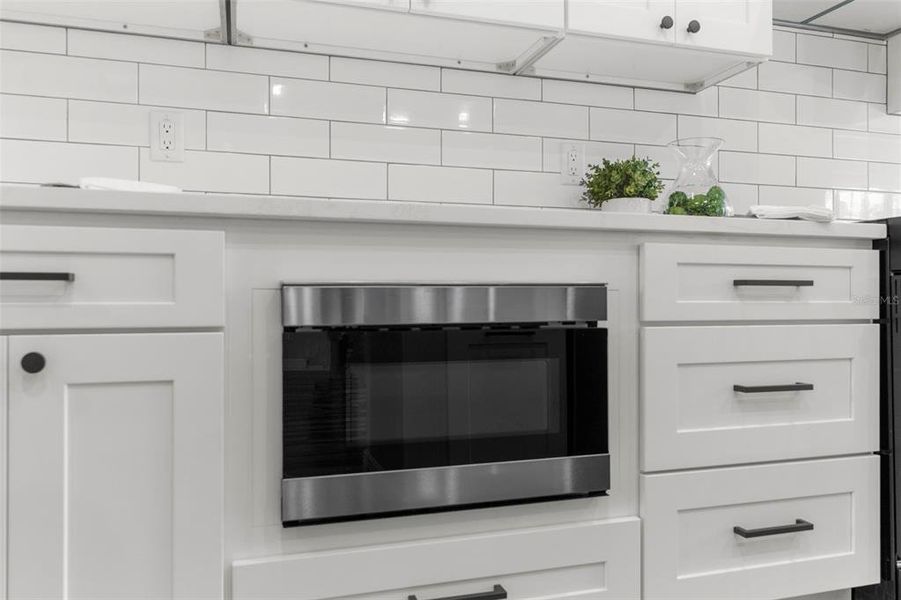 Close-up of interior finishes inside a home in , Weeki Wachee (Image 50).