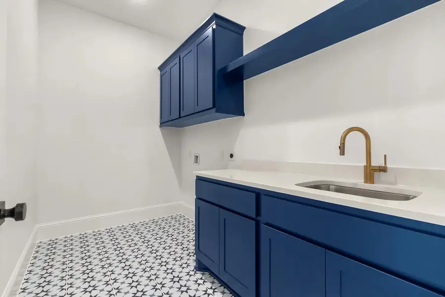 Brenner C Laundry room