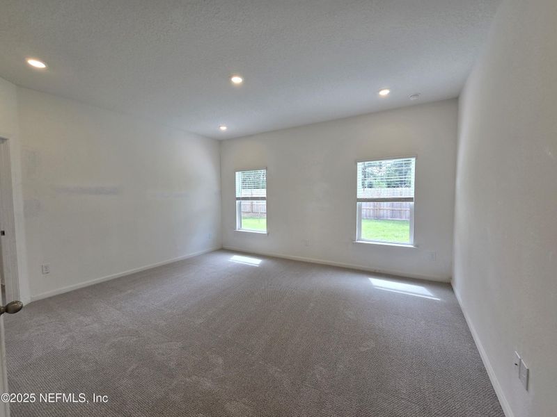 Spacious, unfurnished interior of a new home in Hyland Trail, Green Cove Springs (Image 14). Spacious, unfurnished interior of a new home in Hyland Trail, Green Cove Springs (Image 14).