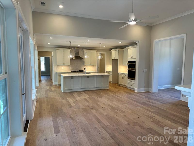 Spacious, unfurnished interior of a new home in , Salisbury (Image 24).