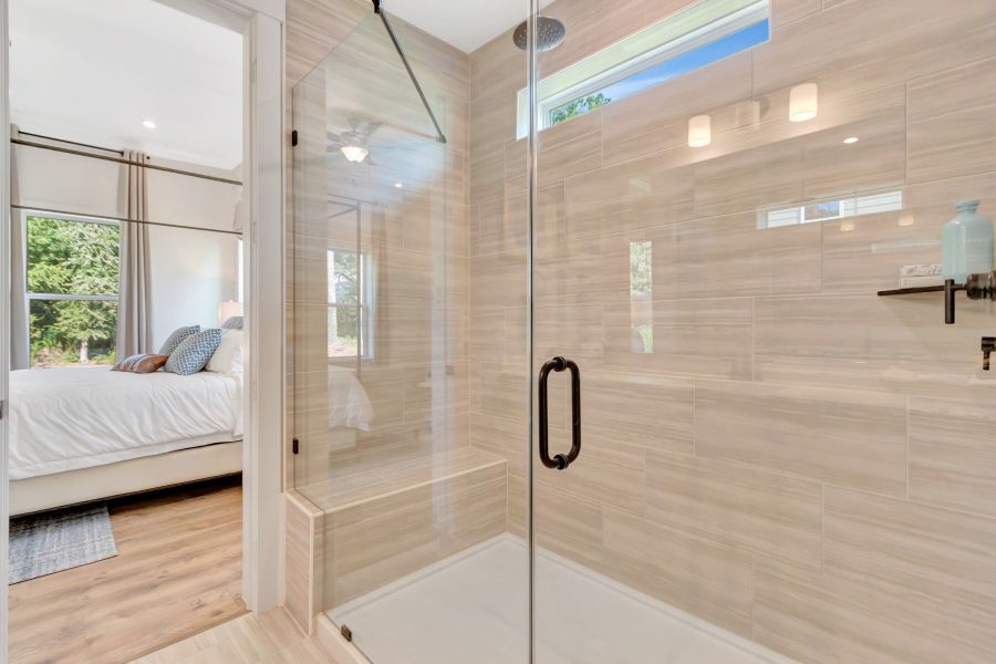 Representative interior finishes for a home built from the Hatteras by Beazer Homes in Stonewood Estates: Landmark, Durham (Image 14). Representative interior finishes for a home built from the Hatteras by Beazer Homes in Stonewood Estates: Landmark, Durham (Image 14).