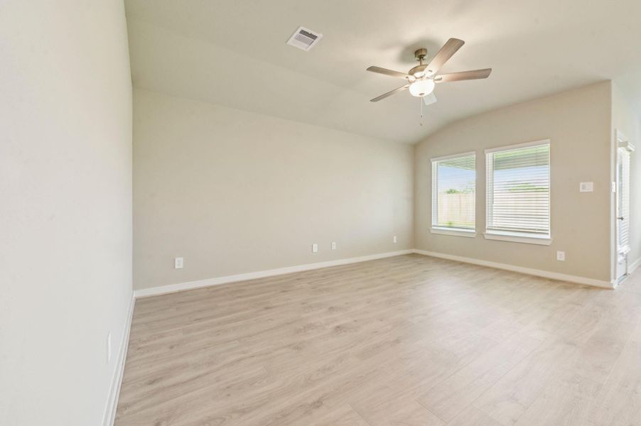 Photo is not of the actual home, but is an inspirational photo of builder’s model home and may depict options, furnishings, and/or decorator features that are not included Photo is not of the actual home, but is an inspirational photo of builder’s model home and may depict options, furnishings, and/or decorator features that are not included